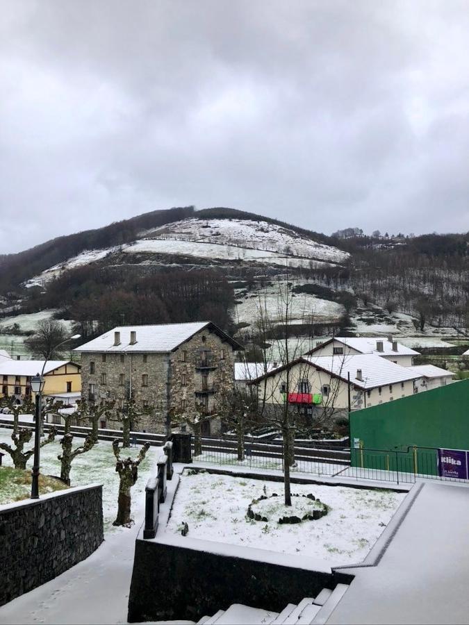 Ferienwohnung Apartamento Rural Areso - Fraxkuenea Exterior foto